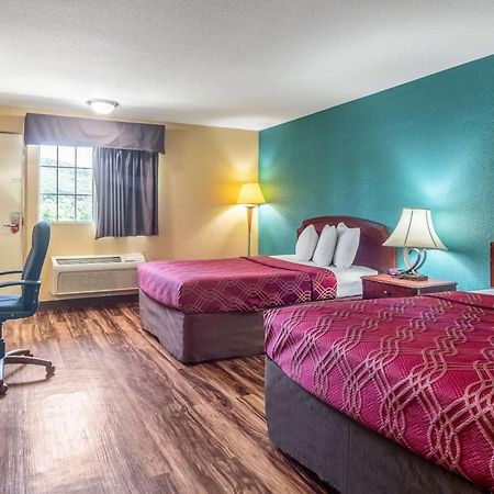 Econo Lodge Hotel Μπράντφορντ Εξωτερικό φωτογραφία
