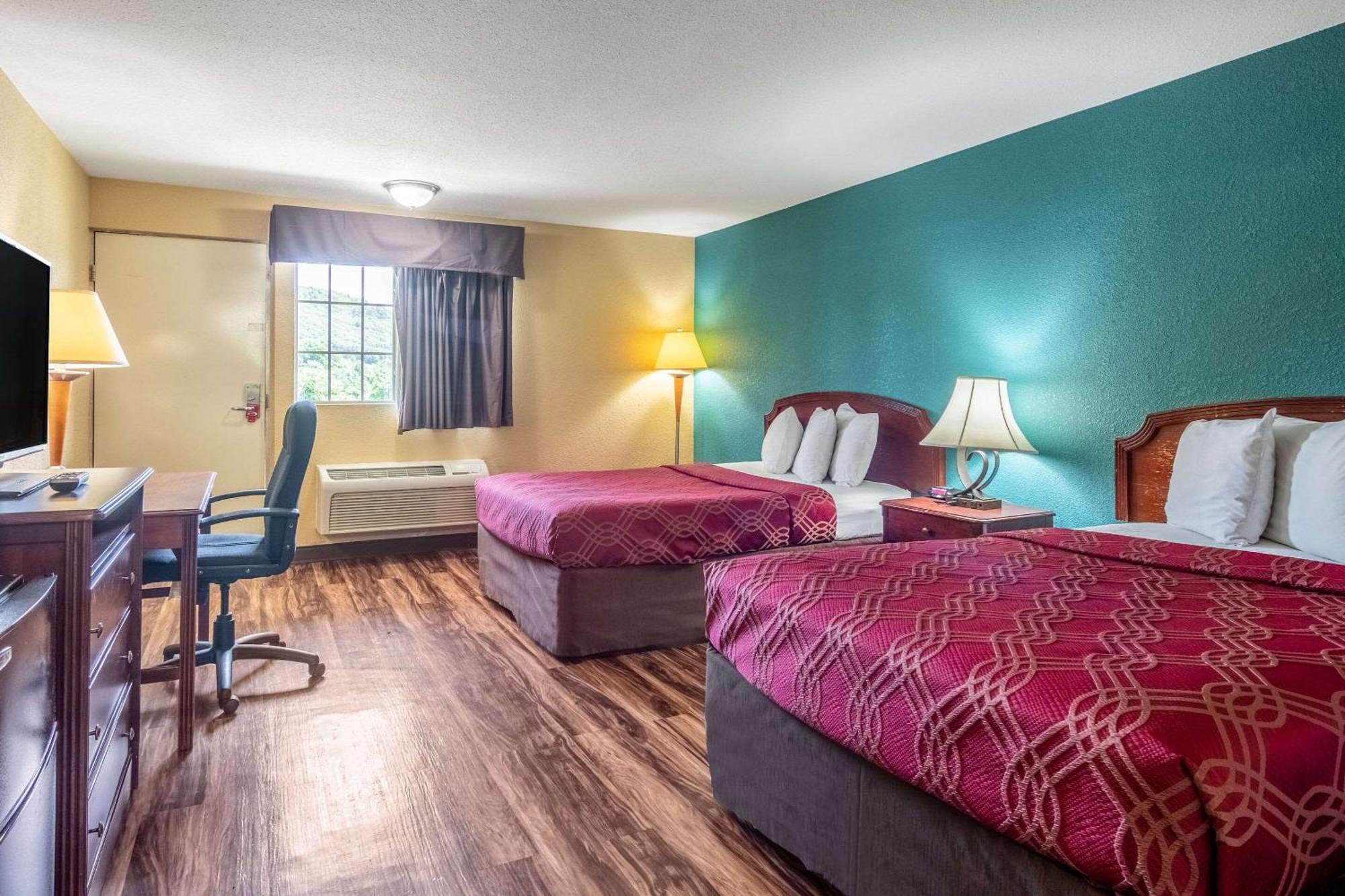 Econo Lodge Hotel Μπράντφορντ Εξωτερικό φωτογραφία
