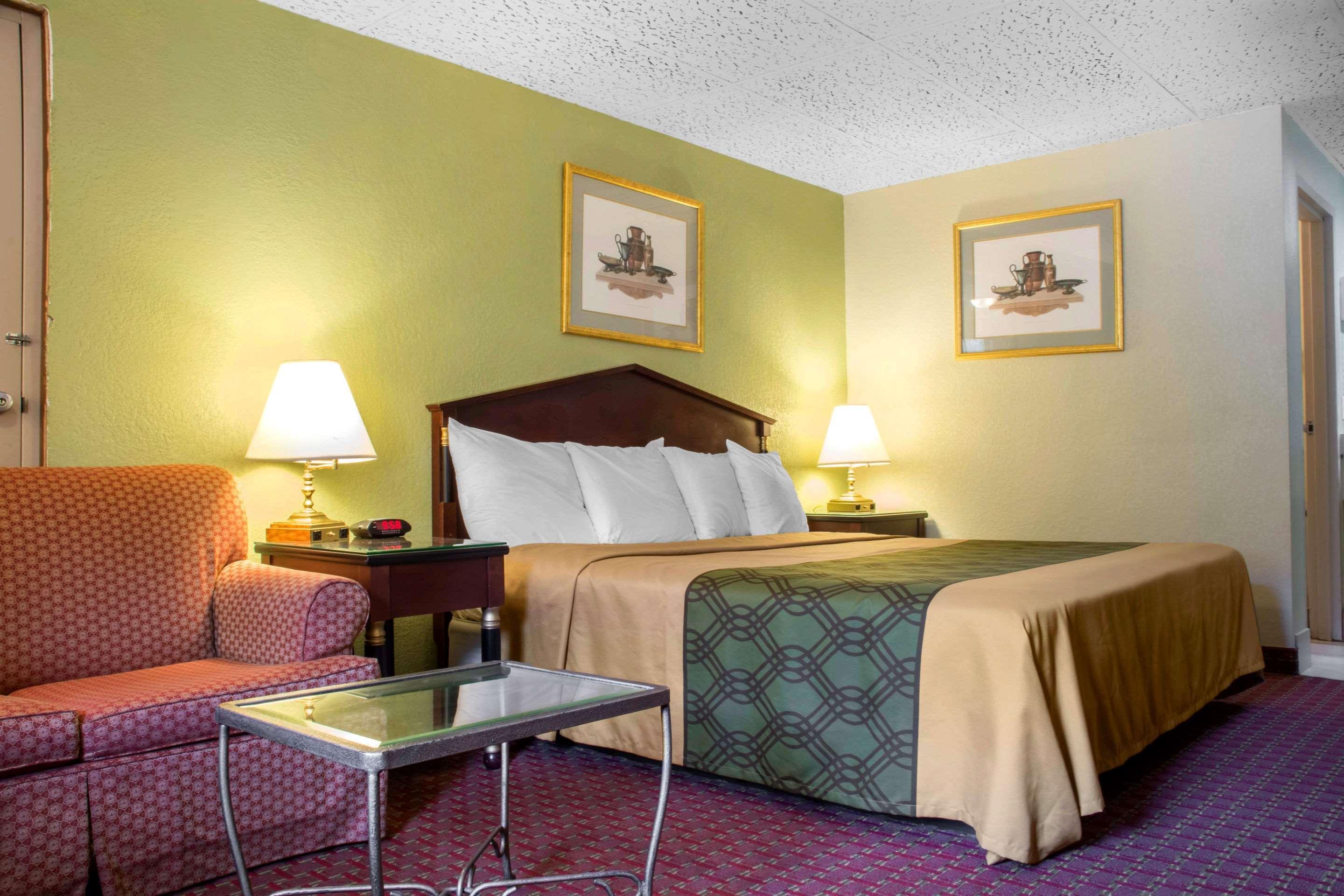 Econo Lodge Hotel Μπράντφορντ Εξωτερικό φωτογραφία