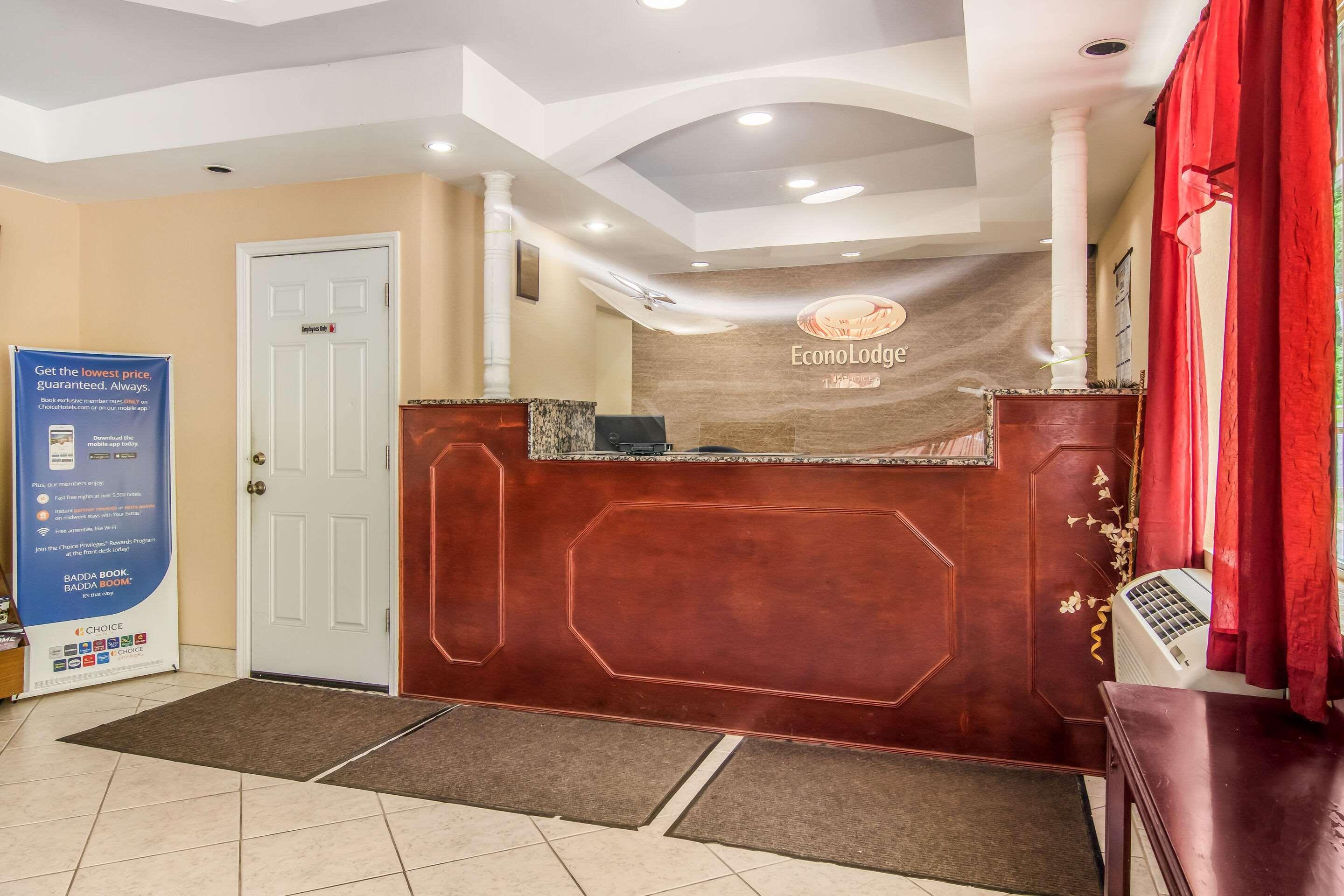 Econo Lodge Hotel Μπράντφορντ Εξωτερικό φωτογραφία