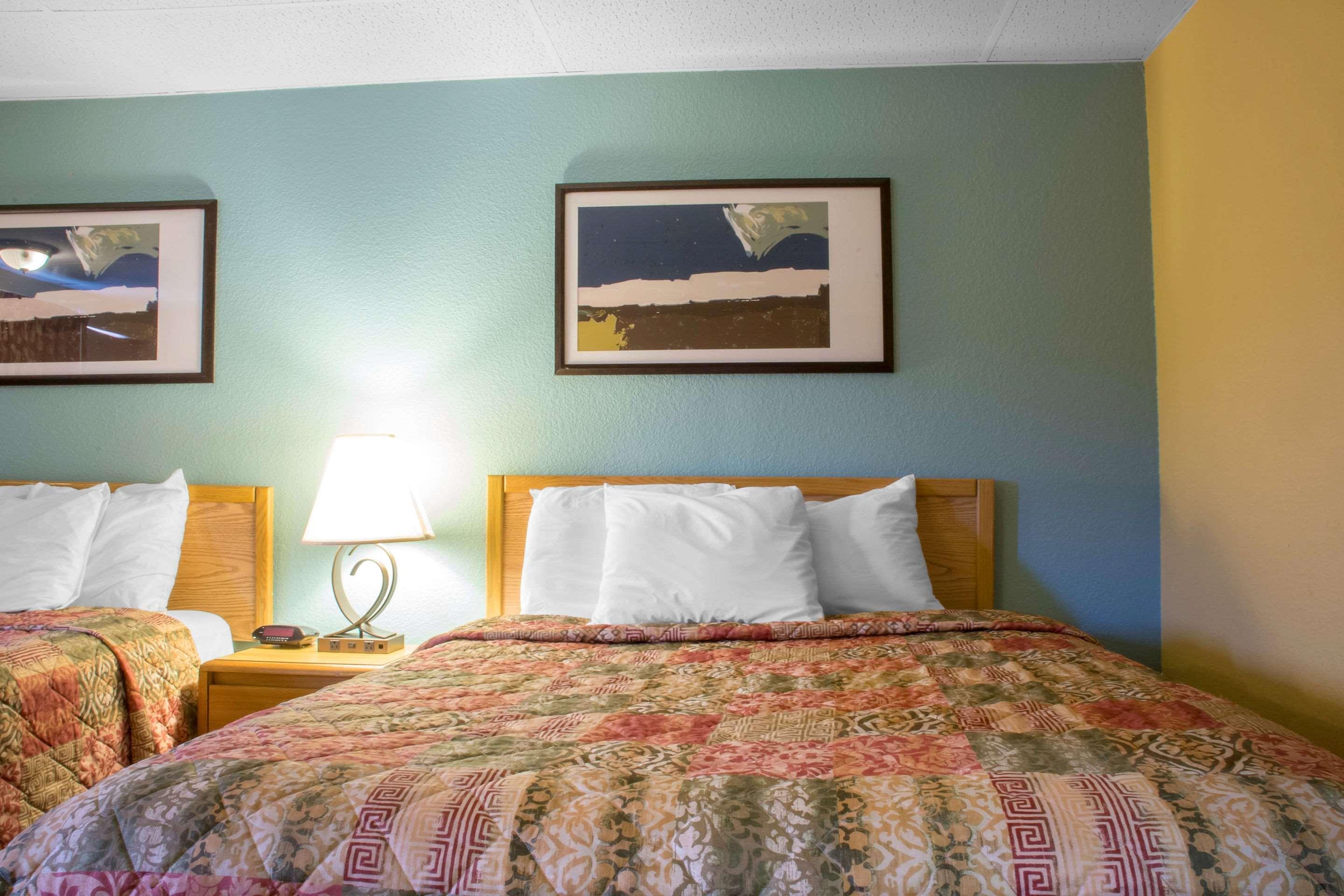 Econo Lodge Hotel Μπράντφορντ Εξωτερικό φωτογραφία