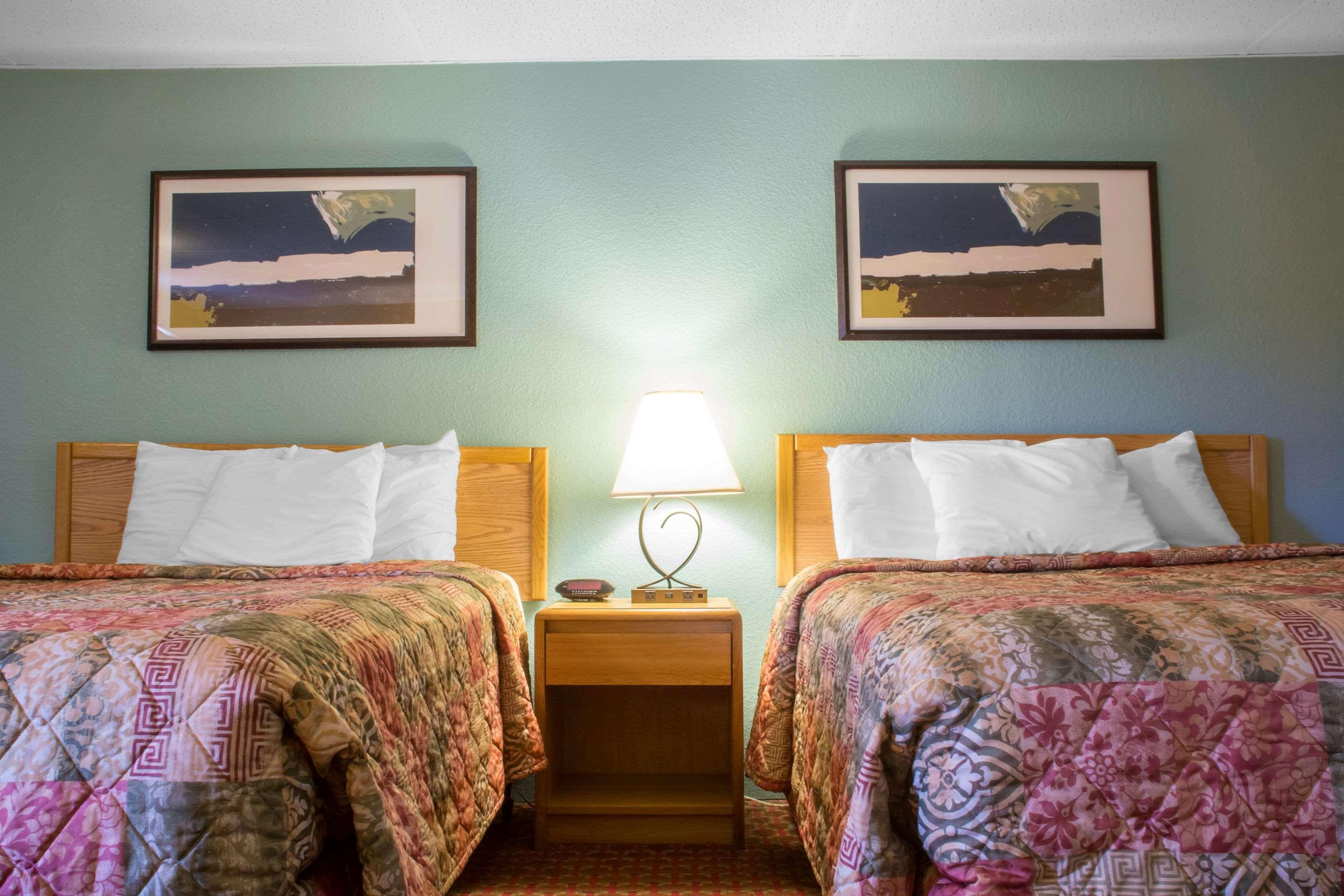 Econo Lodge Hotel Μπράντφορντ Εξωτερικό φωτογραφία