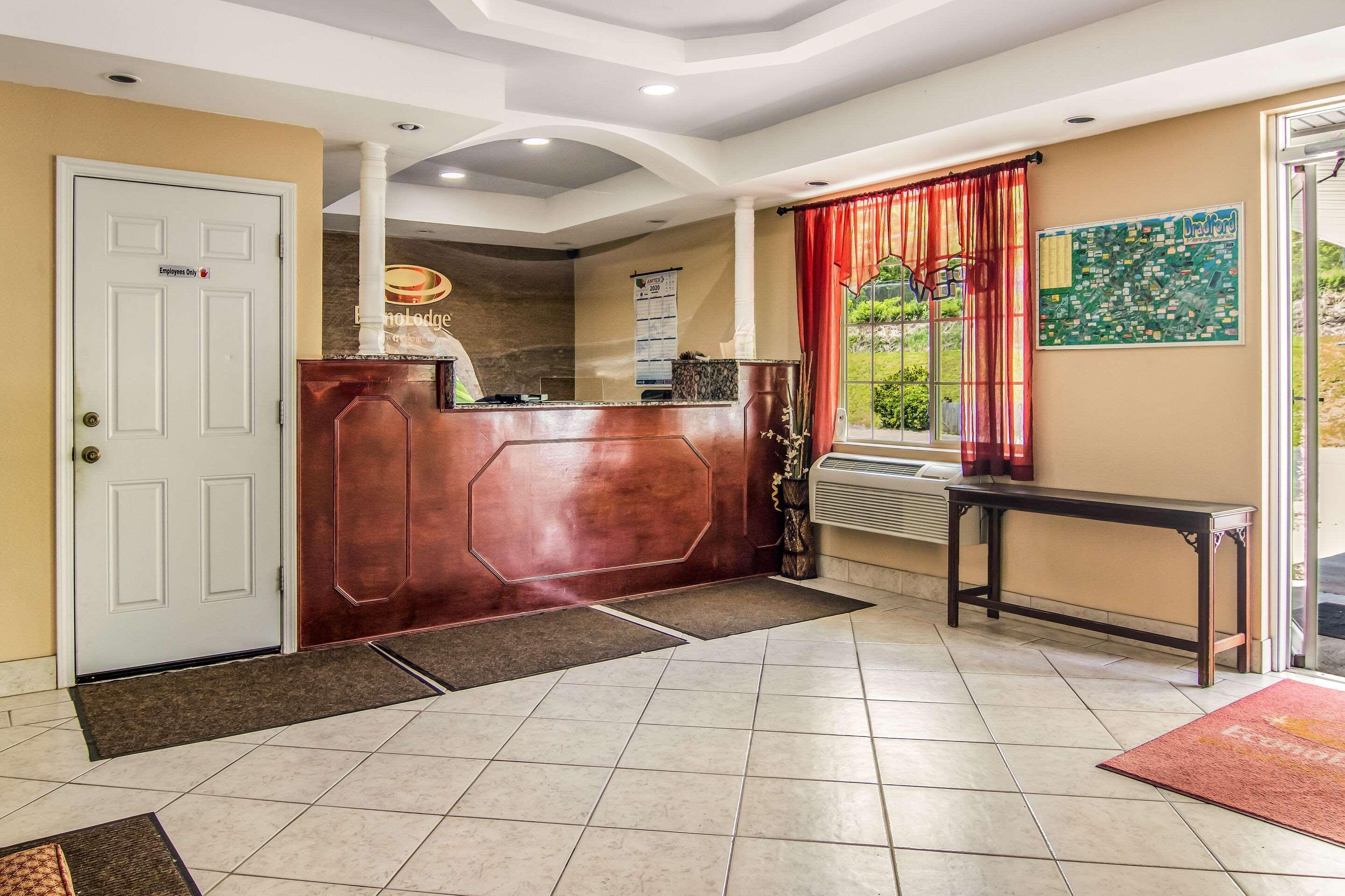 Econo Lodge Hotel Μπράντφορντ Εξωτερικό φωτογραφία